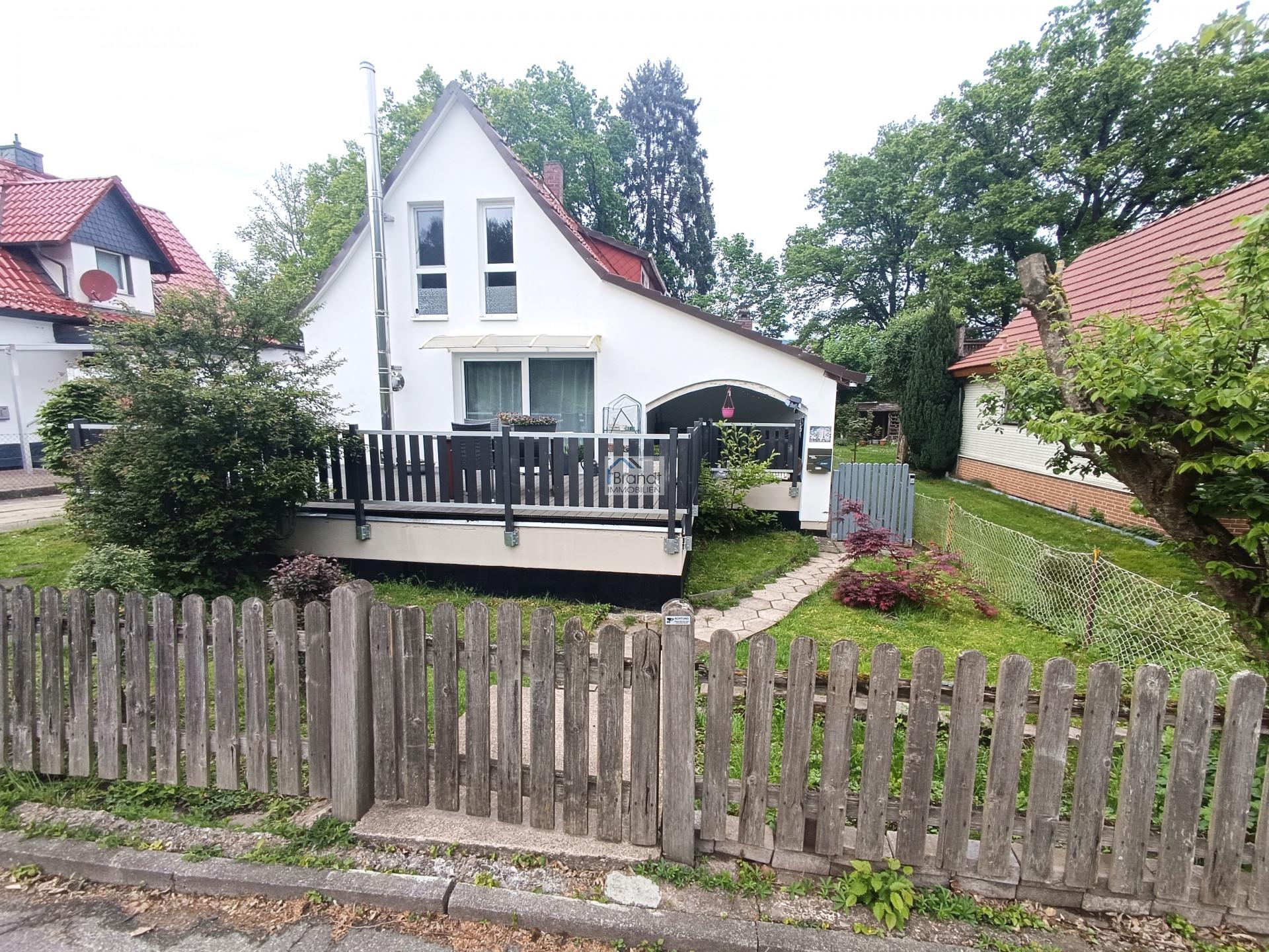 Gemütliches Einfamilienhaus mit Garage